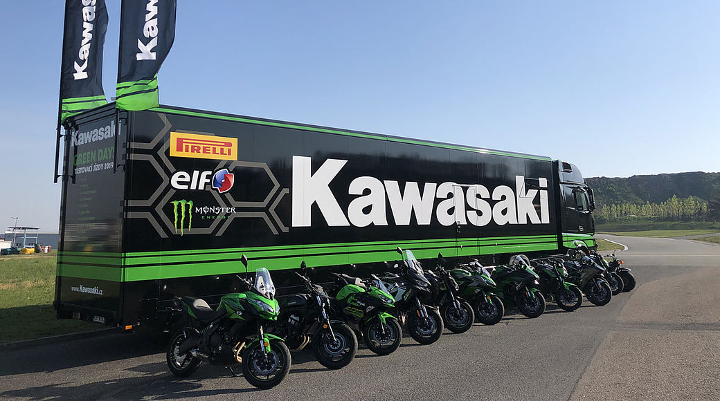 MOTO TEST CAMP 2021: více než 70 motocyklů různých značek na jednom místě