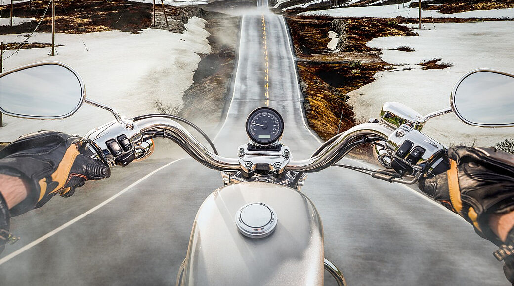 Příprava Vašeho motocyklu v servisu SMRŽ MOTO!