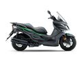 Skútr Kawasaki J300 černá SE / 2019