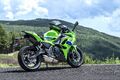 Motocykl Kawasaki Ninja 650 KRT zelená / 2027