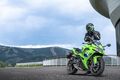 Motocykl Kawasaki Ninja 650 KRT zelená / 2027