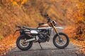 Motocykl Fantic Caballero 500 Explorer hnědo-bílá / 2023 Motocykl Fantic Caballero 500 Explorer hnědo-bílá / 2023