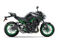 Motocykl Kawasaki Z900 70/35 kW šedá / 2024