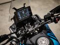 Motocykl QJMOTOR SRT 600SX - šedá s červeným pruhem - sada kufrů zdarma