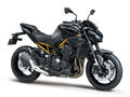 Motocykl Kawasaki Z900 šedá / 2026 !! POSLEDNÍ KUS V TÉTO BARVĚ !!