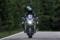 Motocykl Kawasaki Ninja H2 SX SE - šedá / 2026