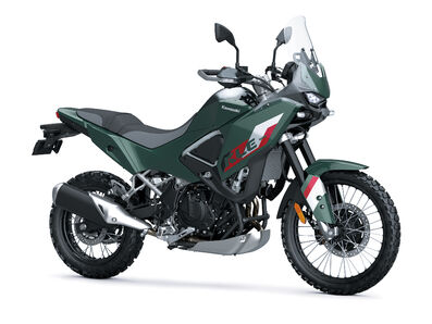 Motocykl Kawasaki KLE 500 SE zelený / 2026