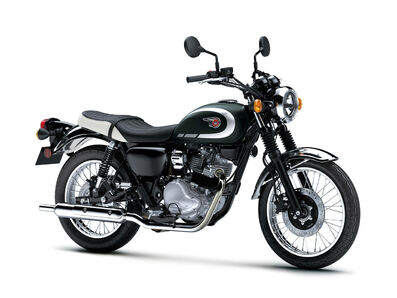 Motocykl Kawasaki W230 zelená matná / 2026