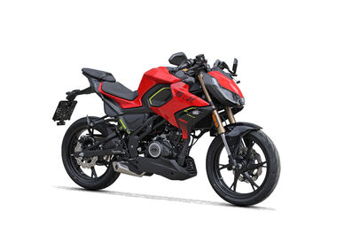 Motocykl QJMOTOR SRK 125 J - červená