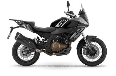 Motocykl QJMOTOR SRT 600SX - černá / stříbrná - sada kufrů zdarma