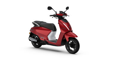 Peugeot Django EVO 125 Allure - Cherry Red + HELMA ZDARMA