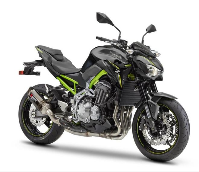 Karbonový výfukový systém Akrapovic - Kawasaki Z900 r.v.20-