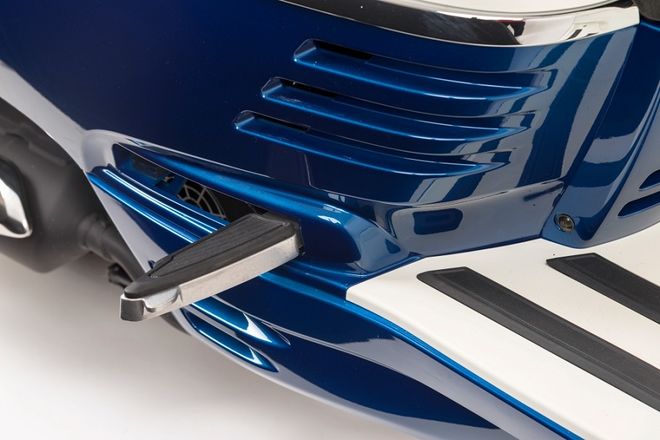 Skútr Peugeot Django 125i Standard - Blue / Milky White