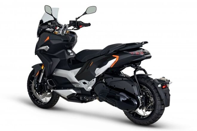 Skútr Peugeot XP400 GT Sideral Mat Black Skútr Peugeot XP400 GT Sideral Mat Black