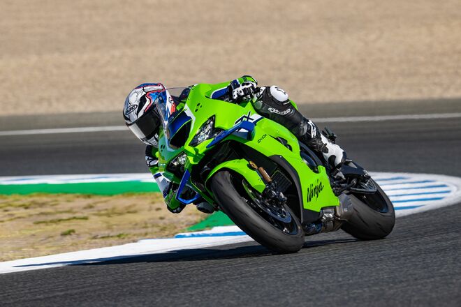 Motocykl Kawasaki Ninja ZX-10R zelená / 2027