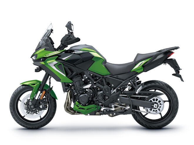 Motocykl Kawasaki Versys 900 SE zelený / 2027