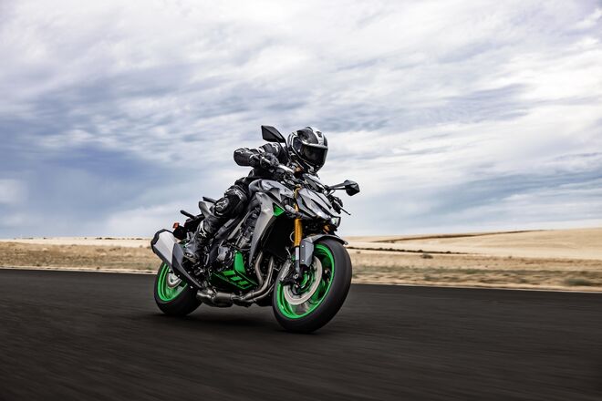 Motocykl Kawasaki Z1100 SE šedá / 2027