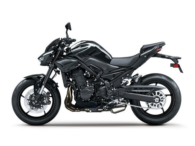 Motocykl Kawasaki Z900 černá / 2027