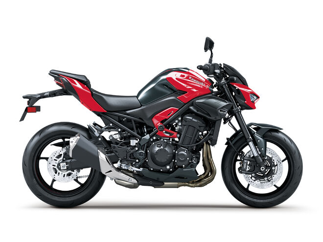 Motocykl Kawasaki Z900 červená / 2027