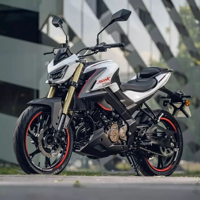 Motocykl QJMOTOR SRK 125 S - bílá Motocykl QJMOTOR SRK 125 S - bílá