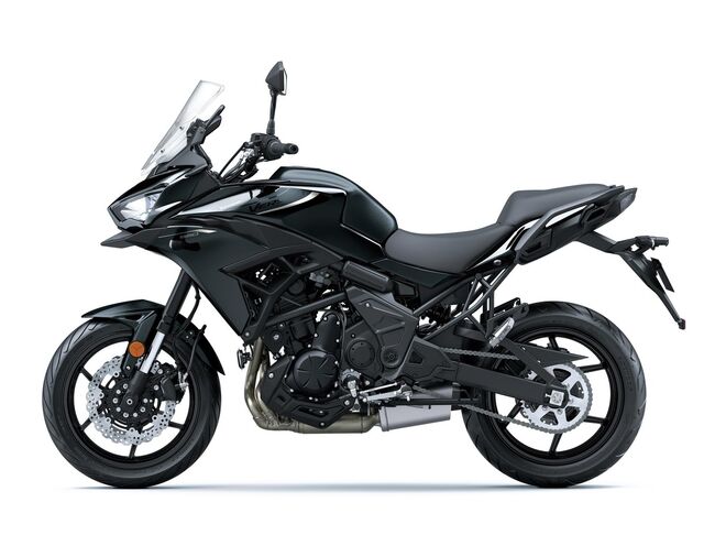 Motocykl Kawasaki Versys 650 černý / 2026