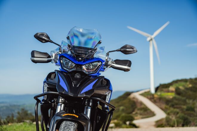 Motocykl QJMOTOR SRT 800SX - modrá