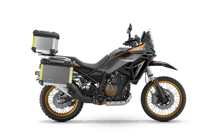 Motocykl QJMOTOR SRT 800 RX - černá