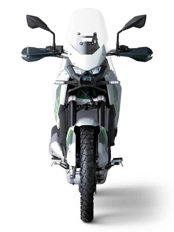 Motocykl Kawasaki KLE 500 SE bílý / 2026 Motocykl Kawasaki KLE 500 SE bílý / 2026