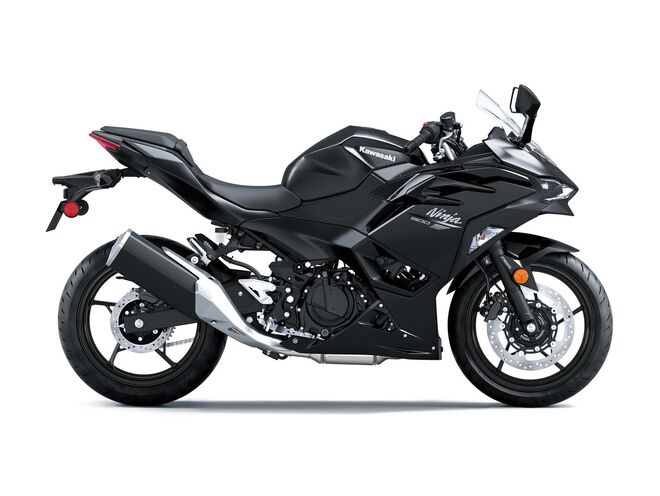 Motocykl Kawasaki Ninja 500 černá / 2026