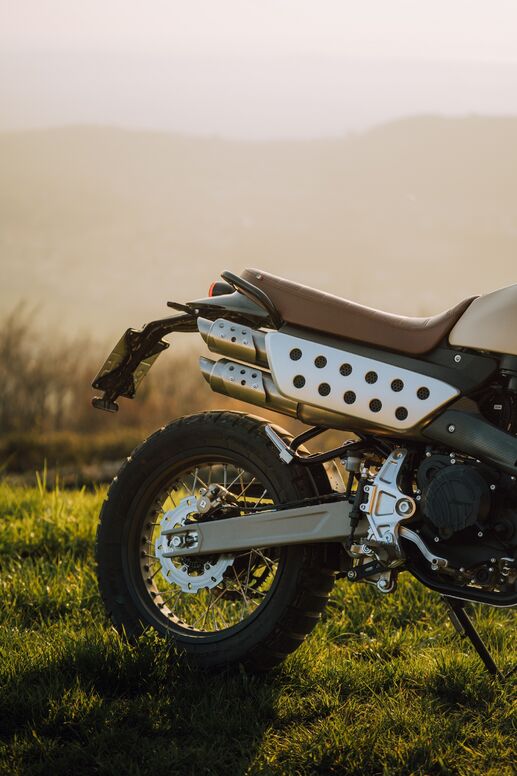 Motocykl Fantic Caballero 500 Rally - písková / 2025