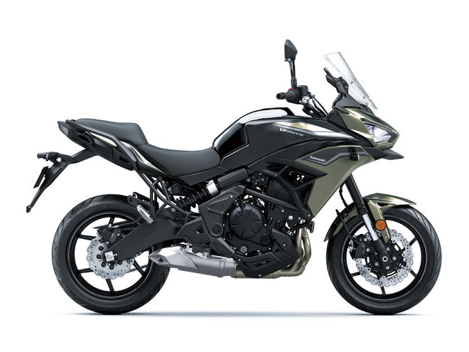 Motocykl Kawasaki Versys 650 zelený tmavý / 2023
