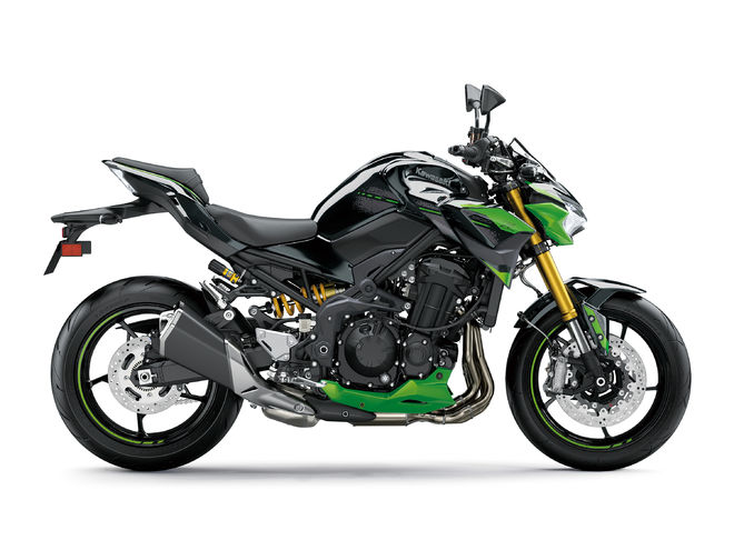 Motocykl Kawasaki Z900 SE černá / 2023