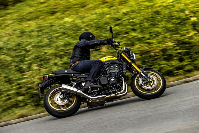 Motocykl Kawasaki Z900RS SE / 2024