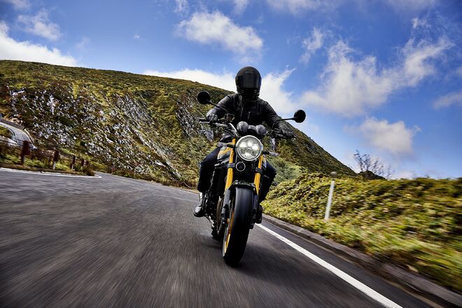Motocykl Kawasaki Z900RS SE / 2024