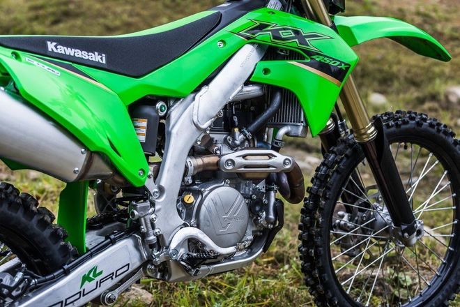 Motocykl Kawasaki KX450X s SPZ / zelená / 2022