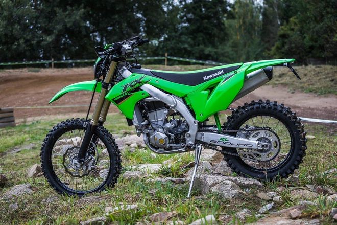 Motocykl Kawasaki KX450X s SPZ / zelená / 2022