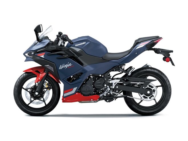 Motocykl Kawasaki Ninja 500 SE modrá / 2026