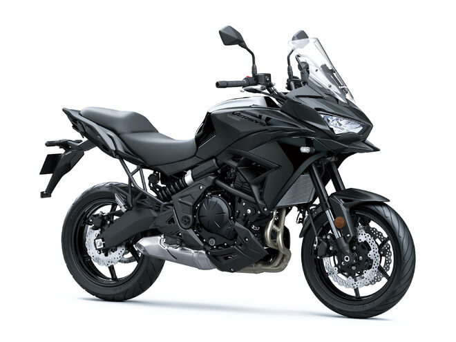 Motocykl Kawasaki Versys 650 černý / 2024