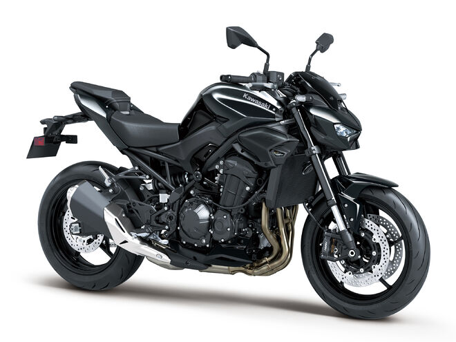 Motocykl Kawasaki Z900 černá / 2027