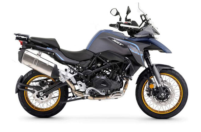 Motocykl QJMOTOR SRT 550X - modrá