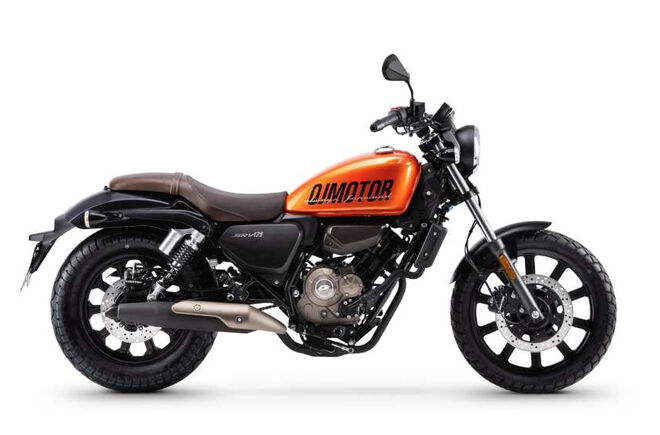 Motocykl QJMOTOR SRV 125 - oranžová