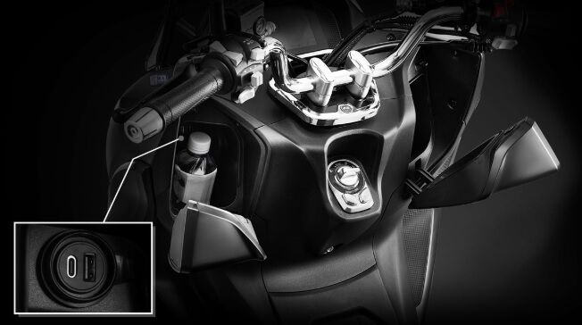 Skútr QJMOTOR MTX 125 - šedo / červený