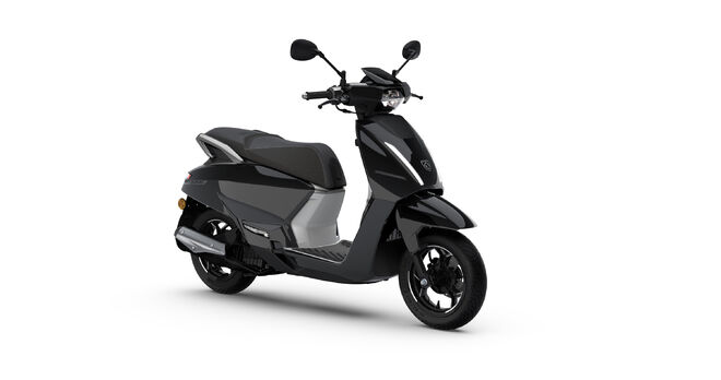 Peugeot Django EVO 125 Allure - INK BLACK + HELMA ZDARMA