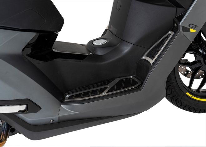 Skútr Peugeot Pulsion 125i  GT / Satin Titanium