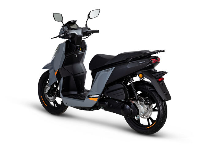 Skútr Peugeot Tweet 125 FL GT - Graphite Grey 