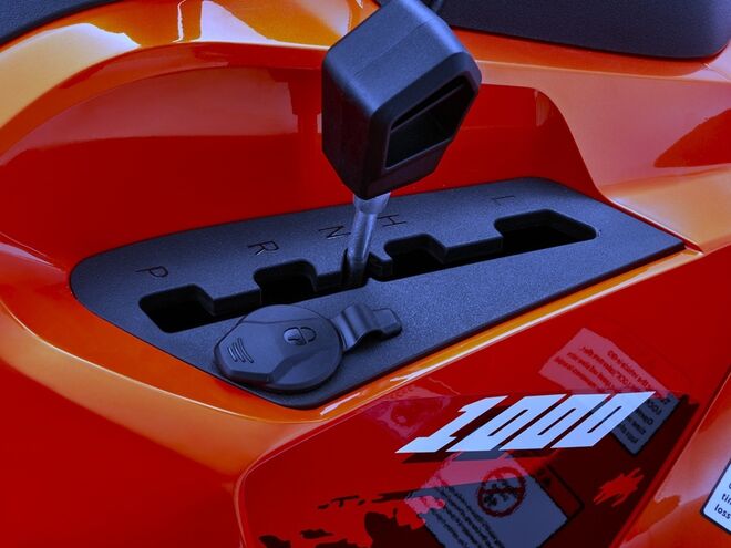 Čtyřkolka QJMOTOR SFA 1000 - červená Čtyřkolka QJMOTOR SFA 1000 - červená