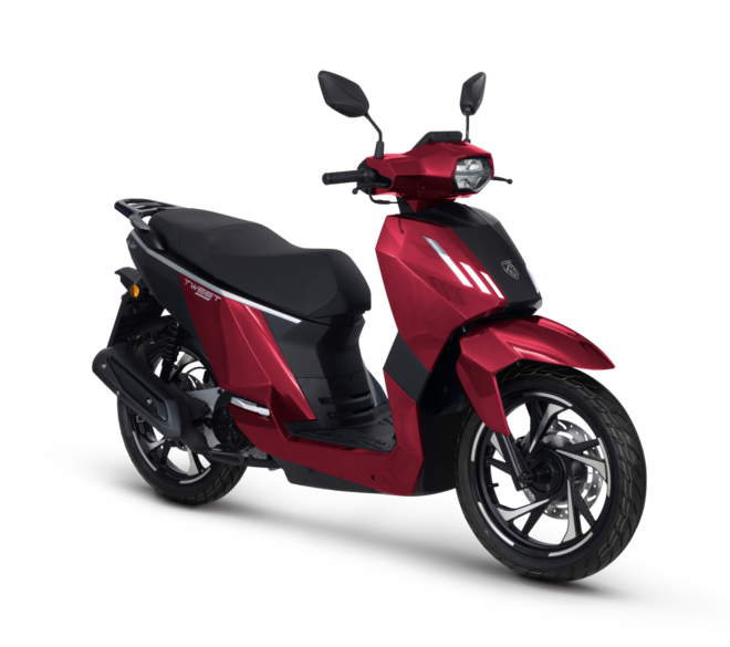 Skútr Peugeot Tweet 125 FL - DARING RED + HELMA ZDARMA