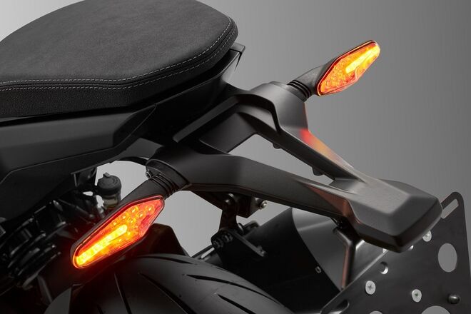 Motocykl QJMOTOR SRK 600 - červená / 2026 !!! NA CESTĚ !!!