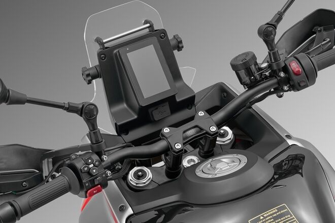 Motocykl QJMOTOR SRT 800 RX - černá