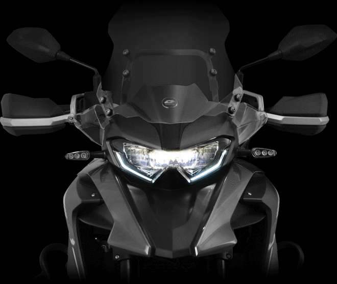 Motocykl QJMOTOR SRT 700X - tmavě šedá